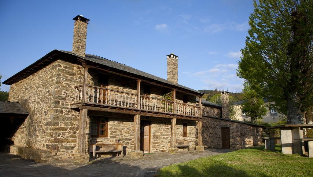 Casa Bouza Guest House Becerrea Bagian luar foto