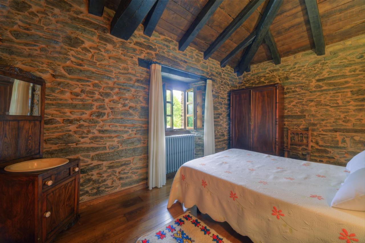 Casa Bouza Guest House Becerrea Bagian luar foto